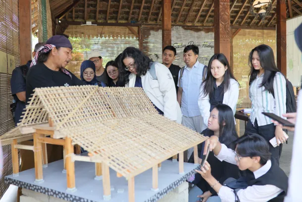 Pameran Arsitektur Tradisional UNESCO Hadir di Borobudur